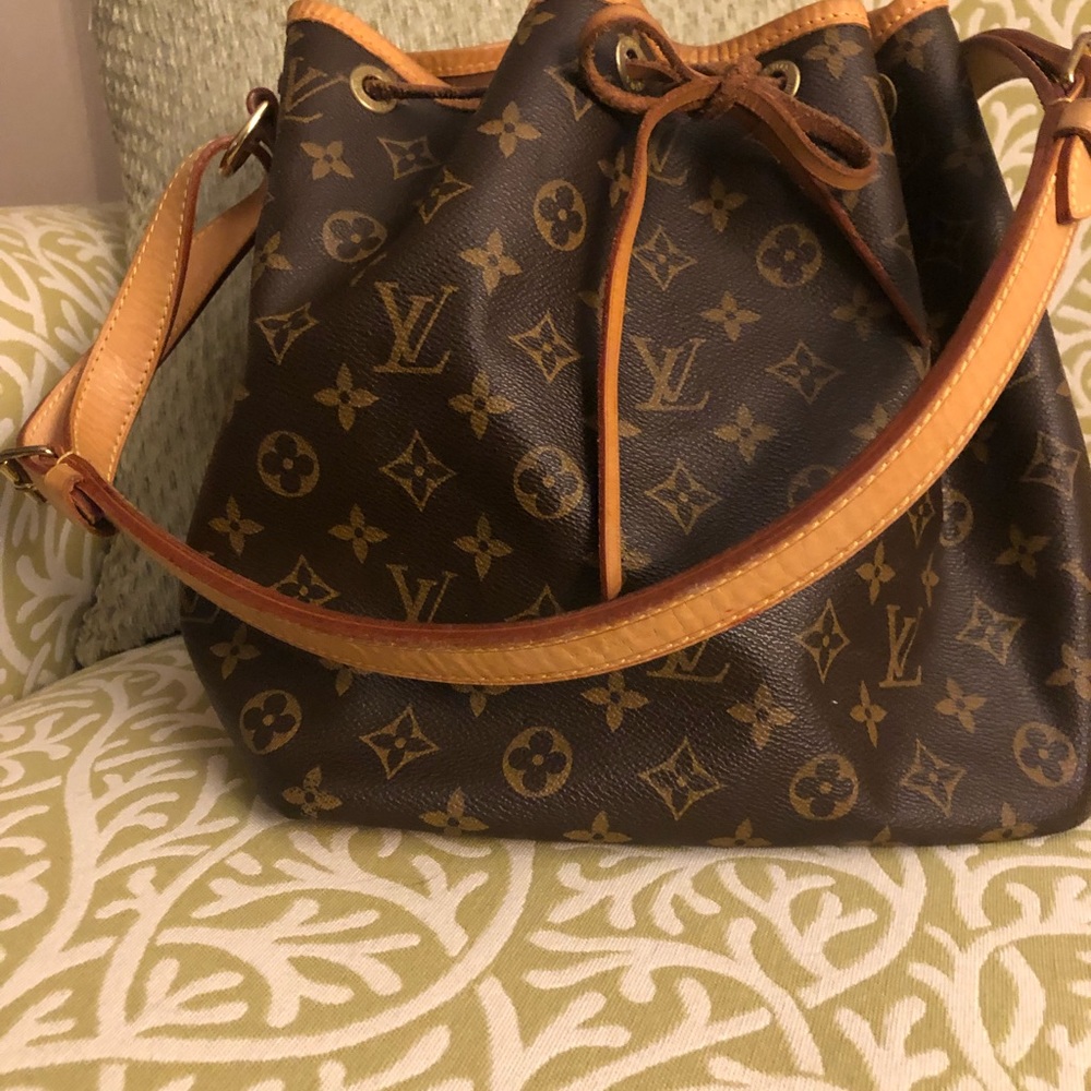 Louis Vuitton Monogram Canvas Drawstring Shoulder Bag in Brown and Tan